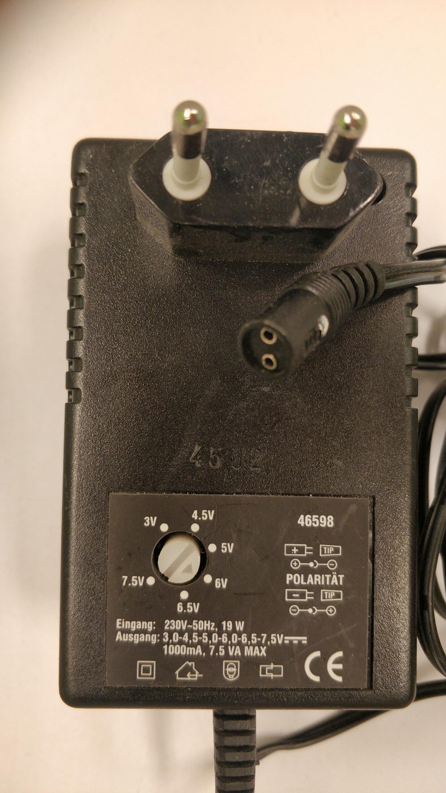 hama Strömadapter 3V-7,5V 1A -Begagnad - Bild 2
